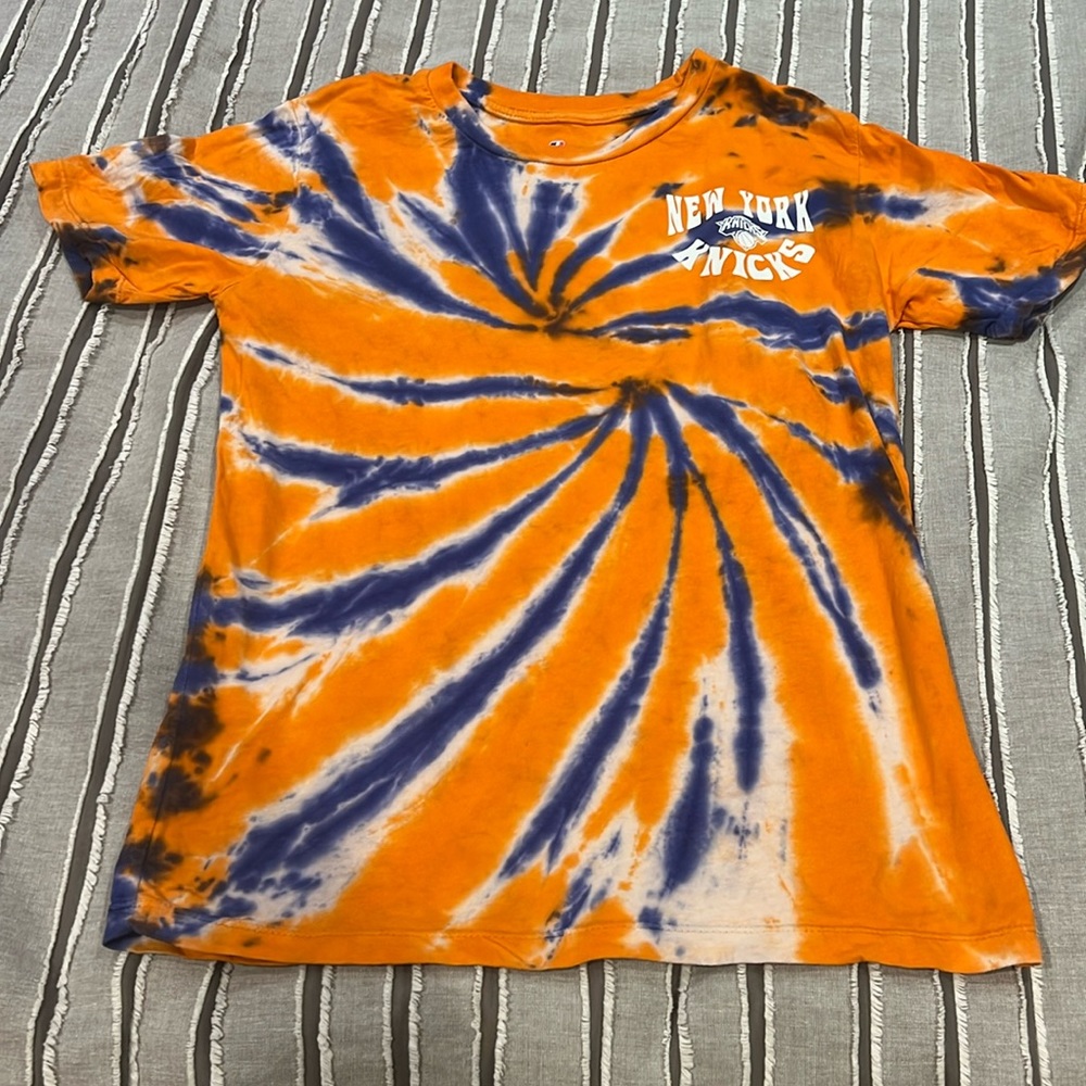 Boys NBA SZ M (10-12) NEW YORK KNICKS tie-dye t-shirt